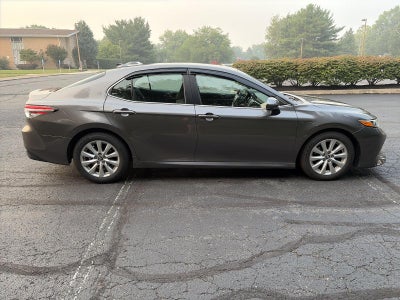 2019 Toyota Camry LE Auto (SE)