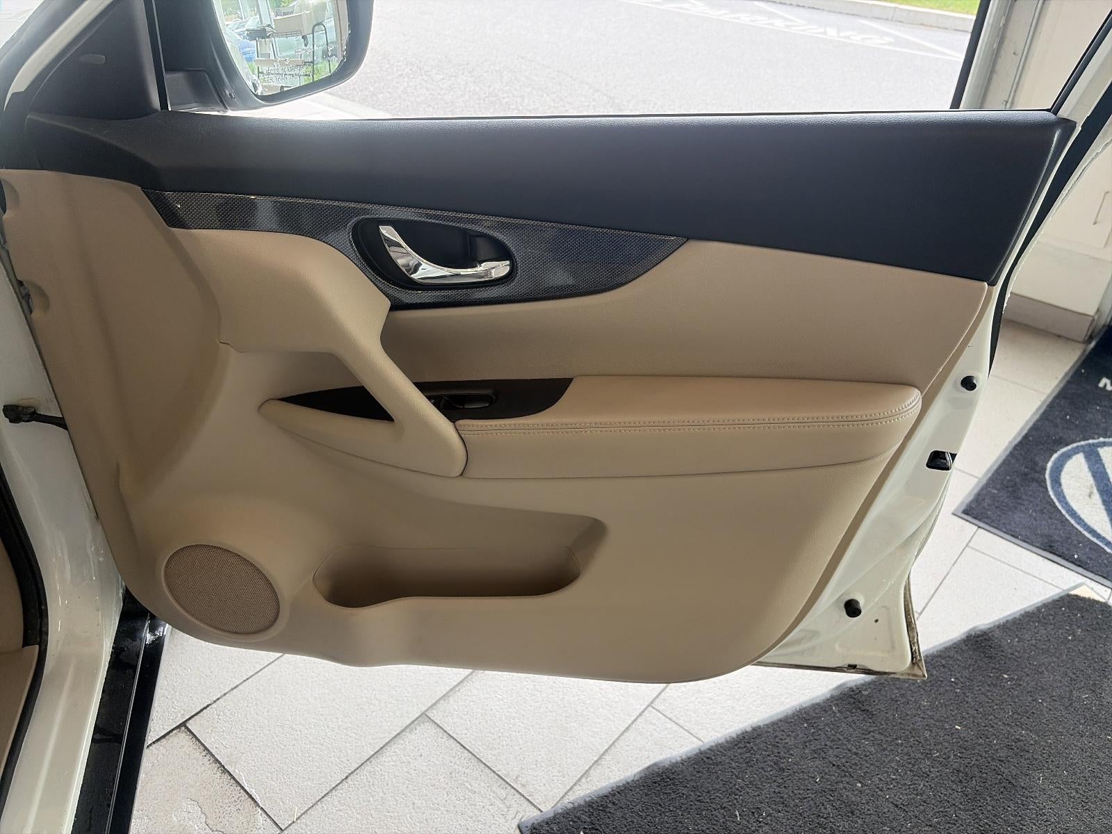 2014 Nissan Rogue AWD 4dr SL
