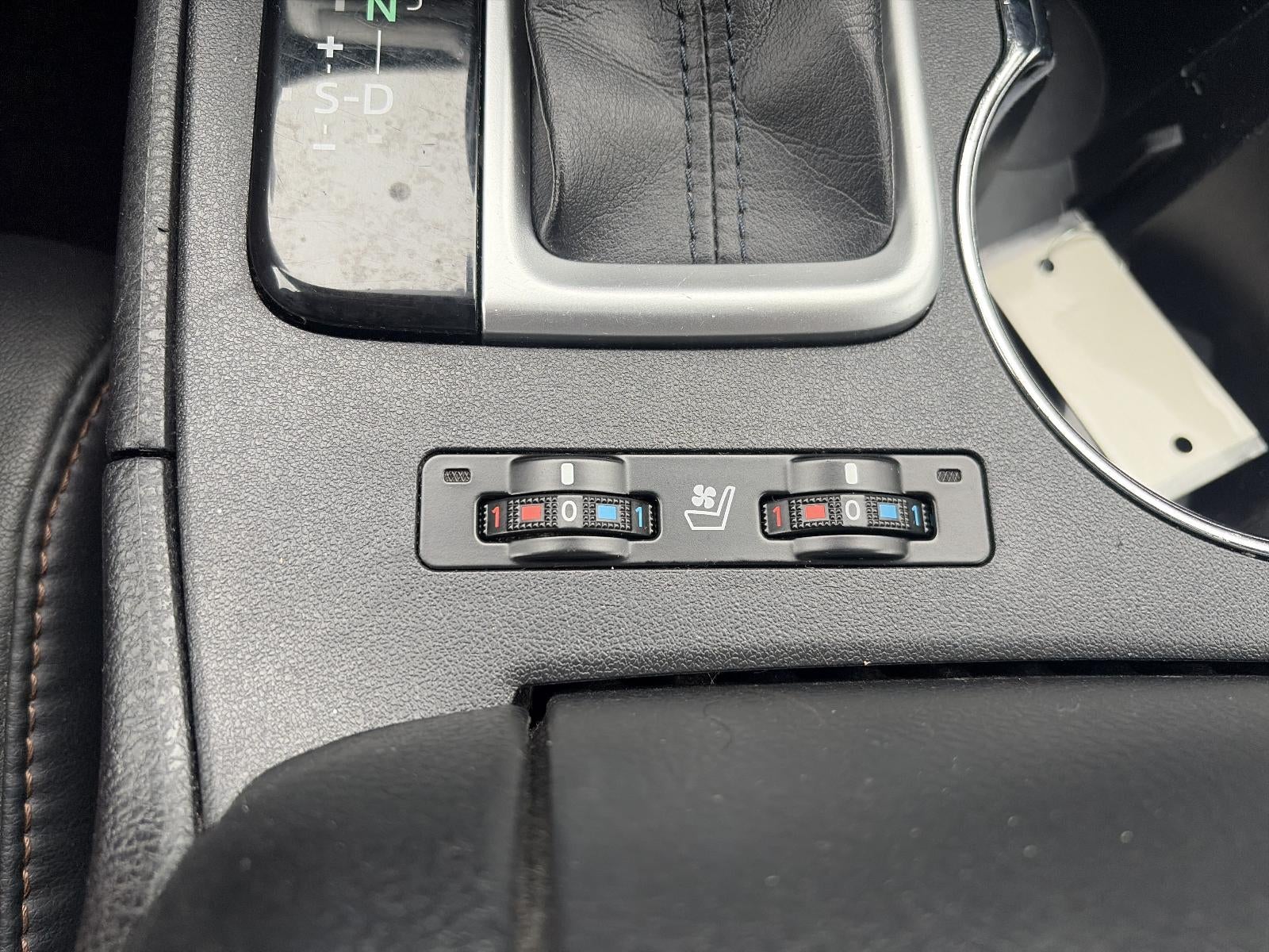 2019 Toyota Highlander Hybrid Limited V6 AWD (Natl)