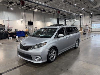 2013 Toyota Sienna 5dr 8-Pass Van V6 SE FWD (Natl)