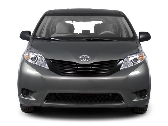 2013 Toyota Sienna 5dr 8-Pass Van V6 SE FWD (Natl)
