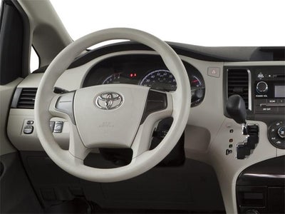 2013 Toyota Sienna 5dr 8-Pass Van V6 SE FWD (Natl)