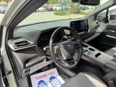 2022 Toyota Sienna XSE AWD 7-Passenger (Natl)