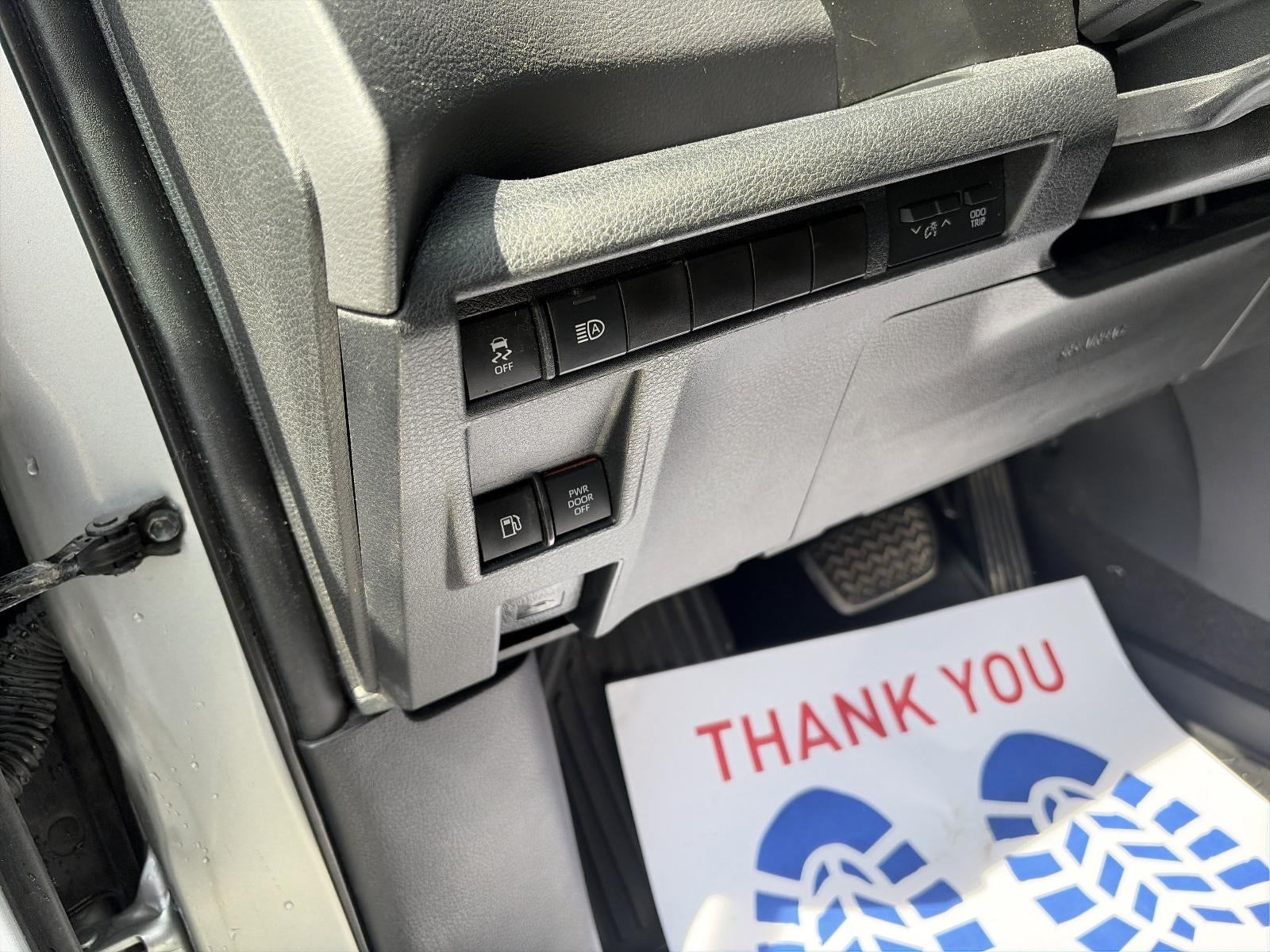 2022 Toyota Sienna XSE AWD 7-Passenger (Natl)