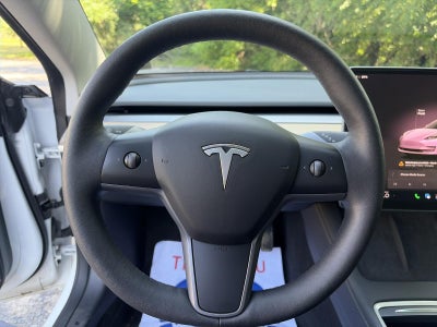 2023 Tesla Model 3 RWD
