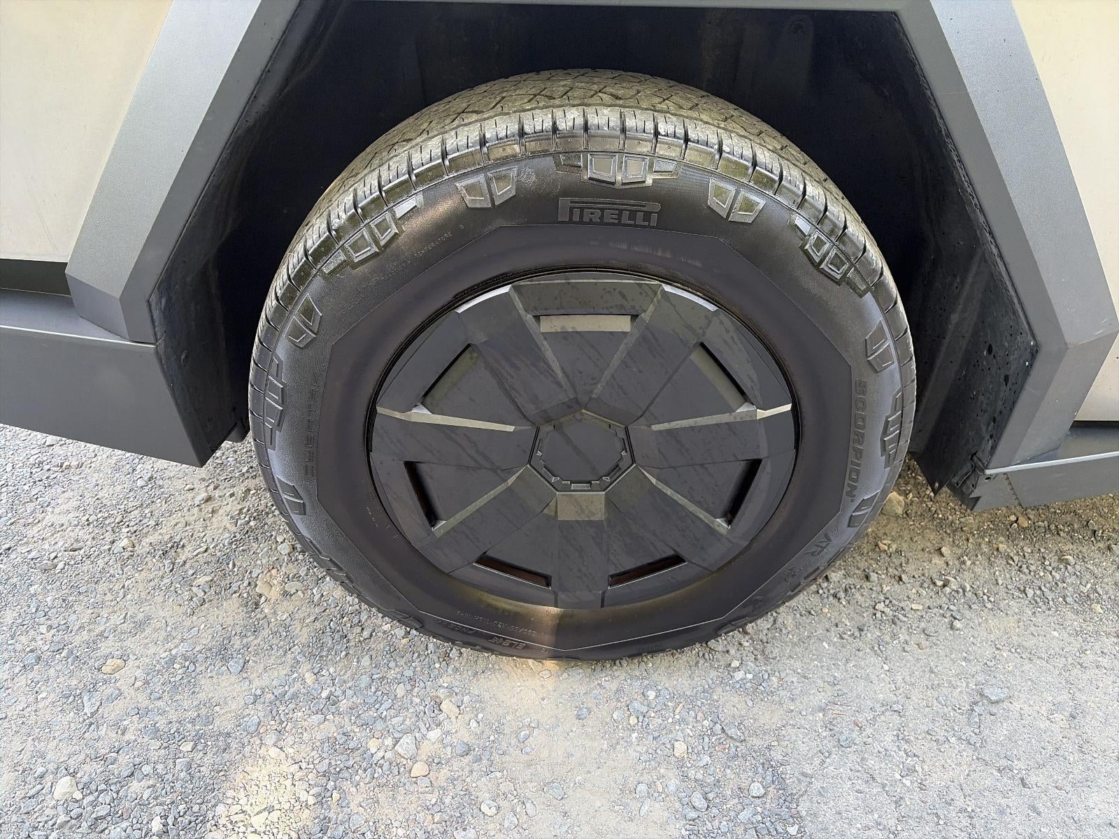 2024 Tesla Cybertruck AWD