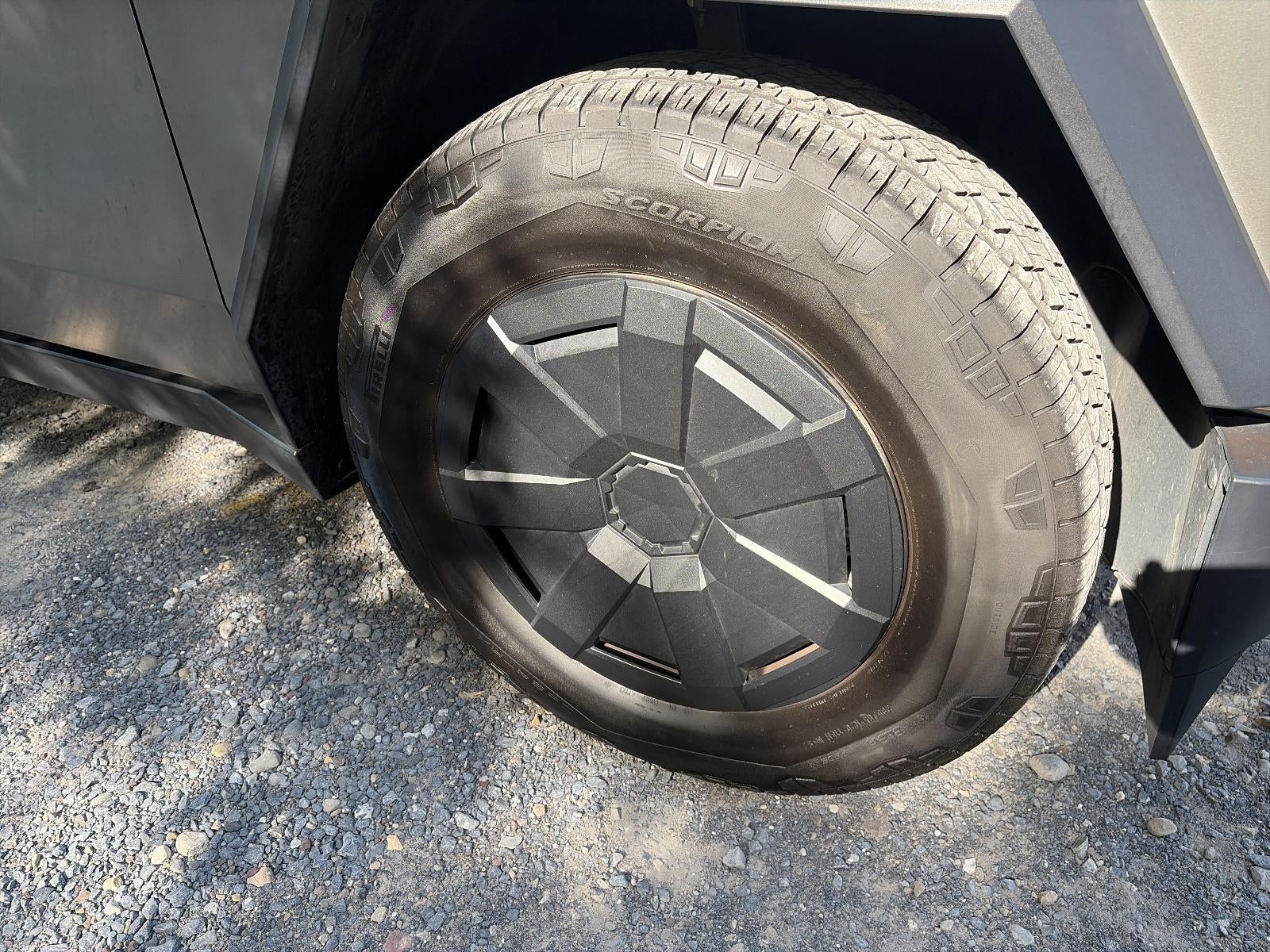 2024 Tesla Cybertruck AWD