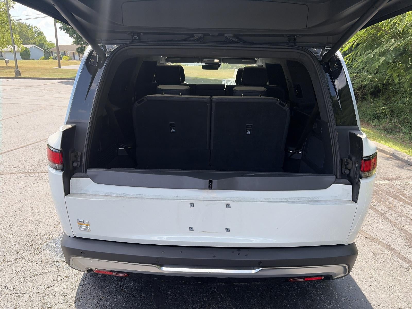 2022 Rivian R1S Launch Edition AWD