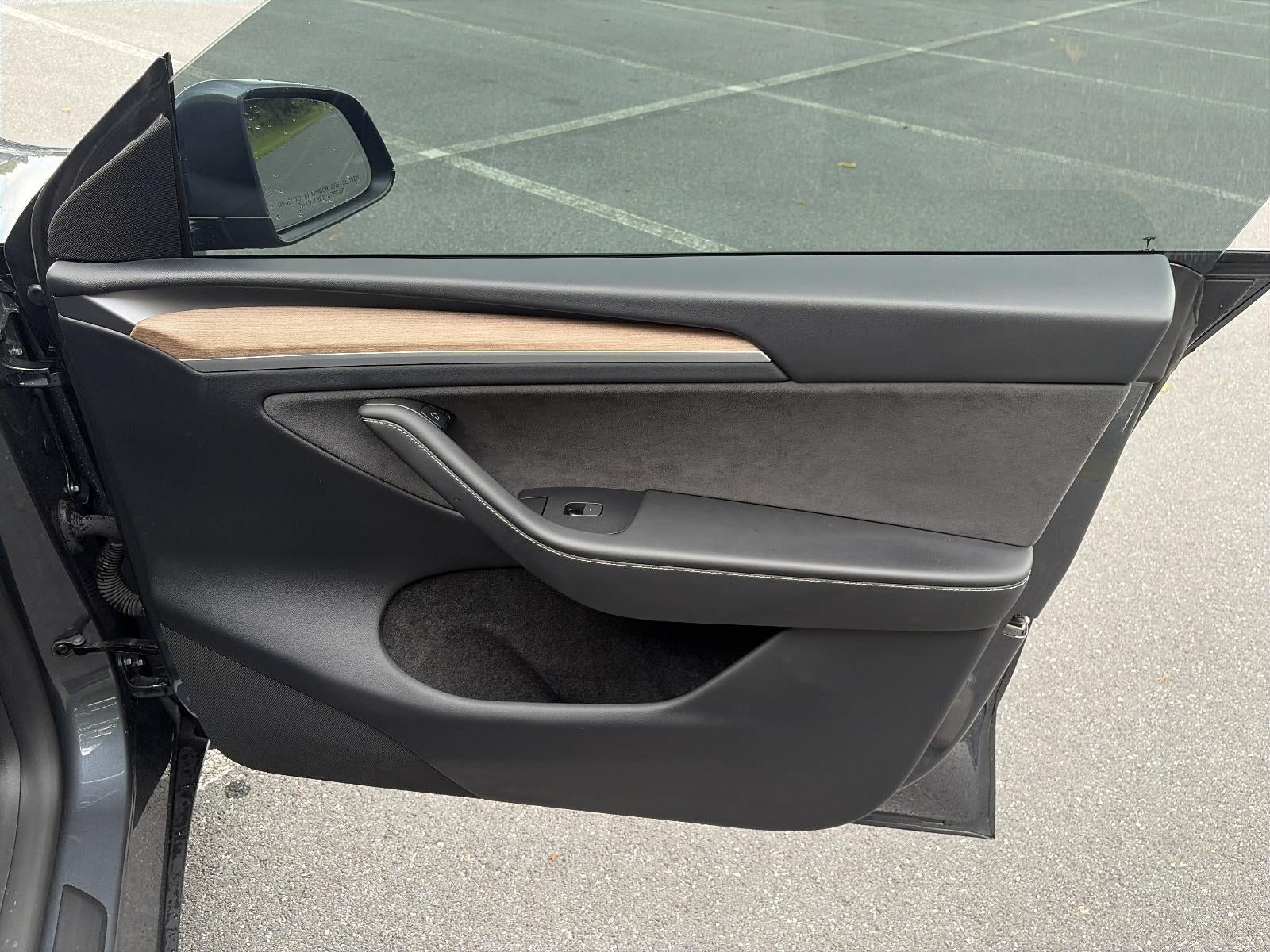 2024 Tesla Model Y Long Range AWD