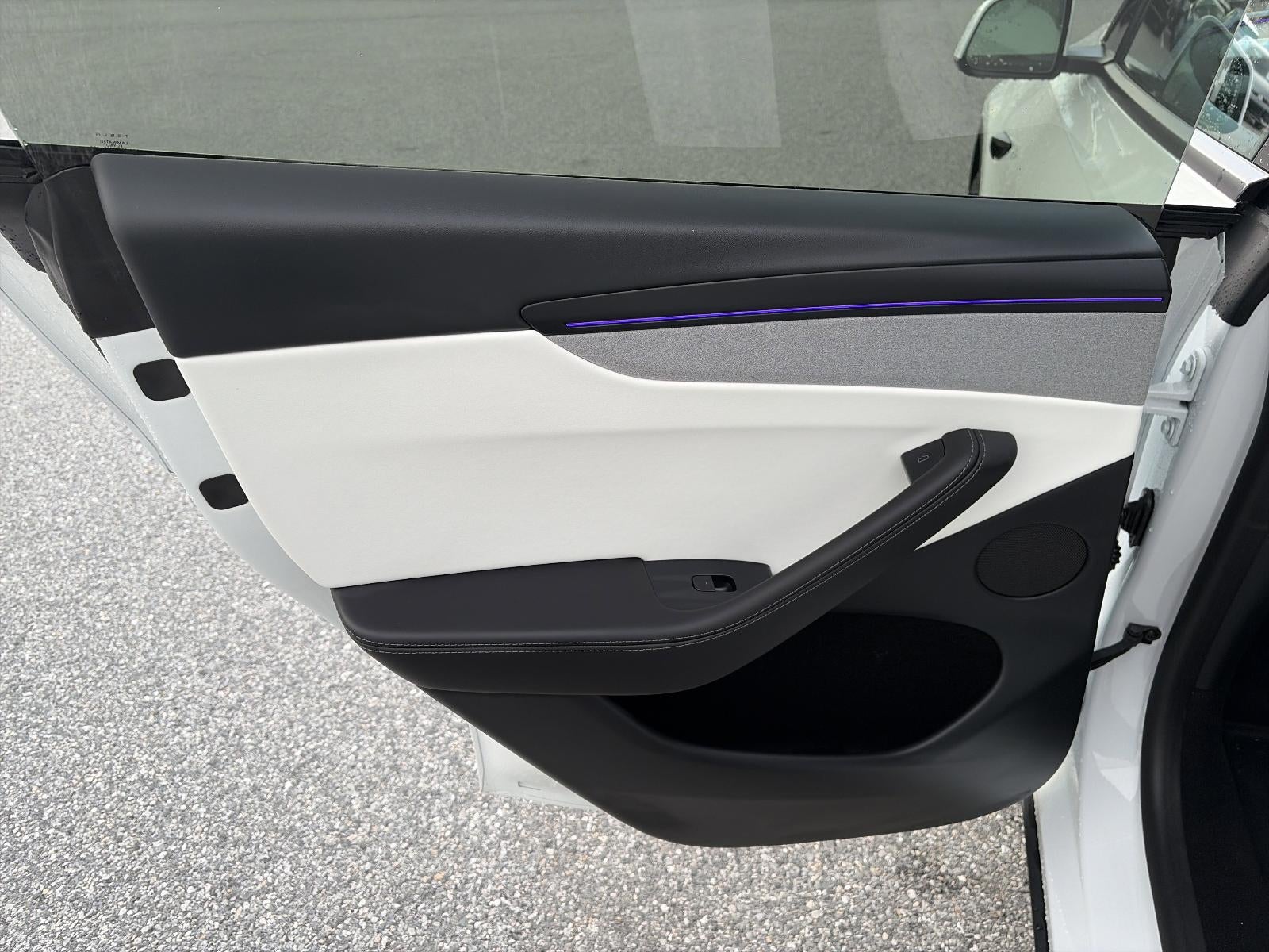 2026 Tesla Model Y AWD