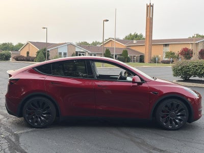 2025 Tesla Model Y Performance AWD *Ltd Avail*