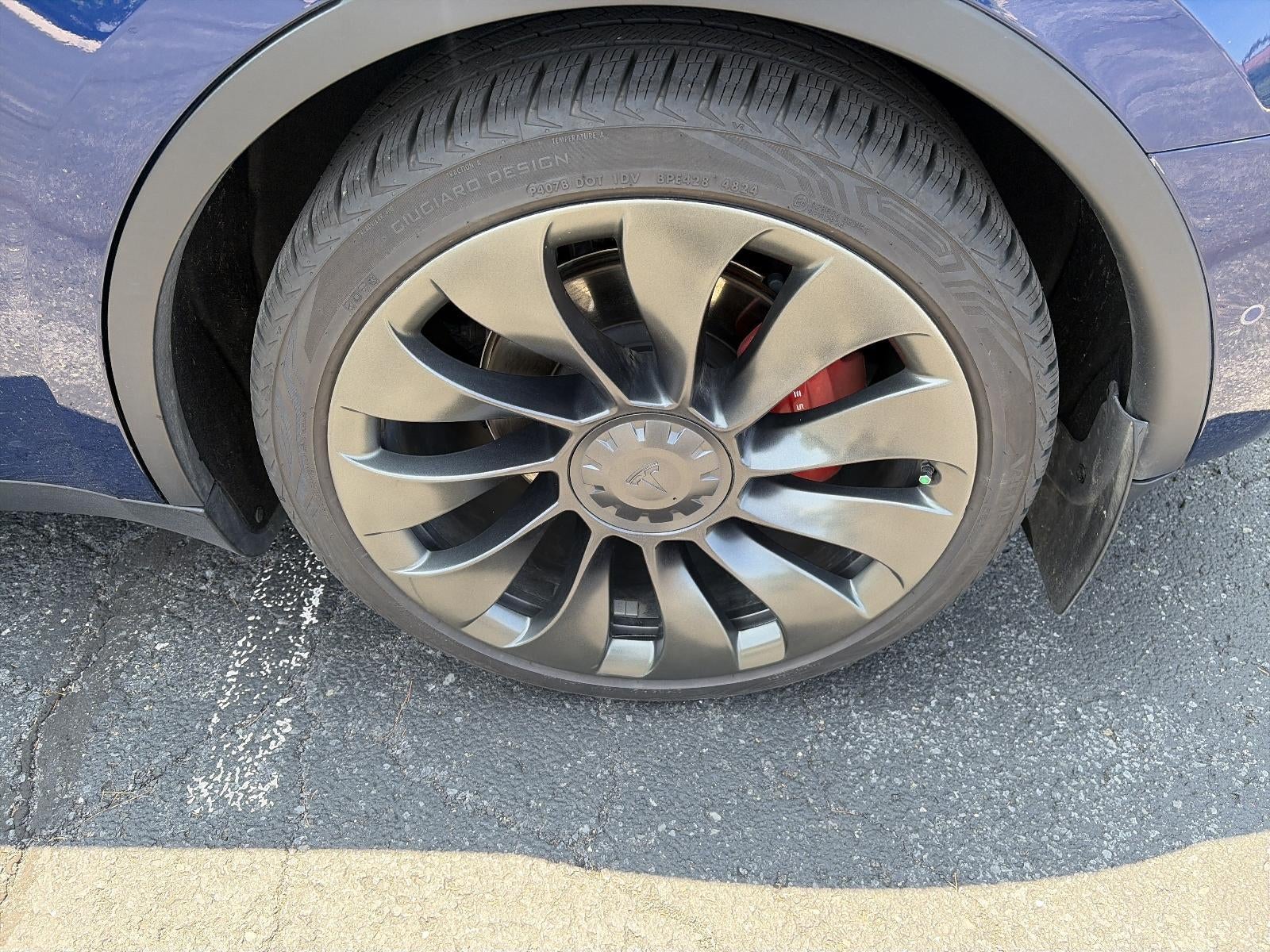 2022 Tesla Model Y Performance AWD