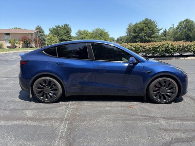 2022 Tesla Model Y Performance AWD