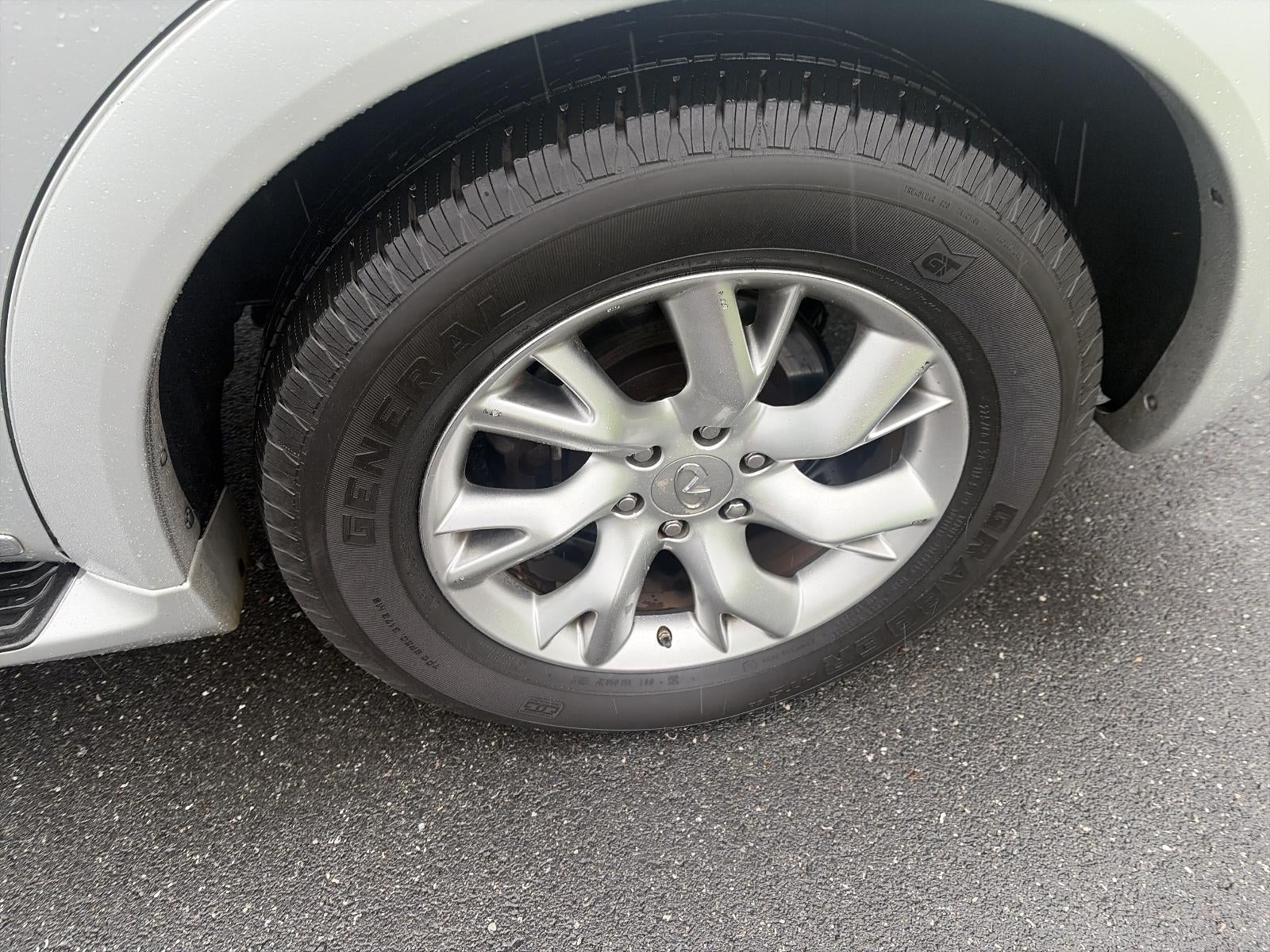2012 INFINITI QX56 4WD 8-passenger