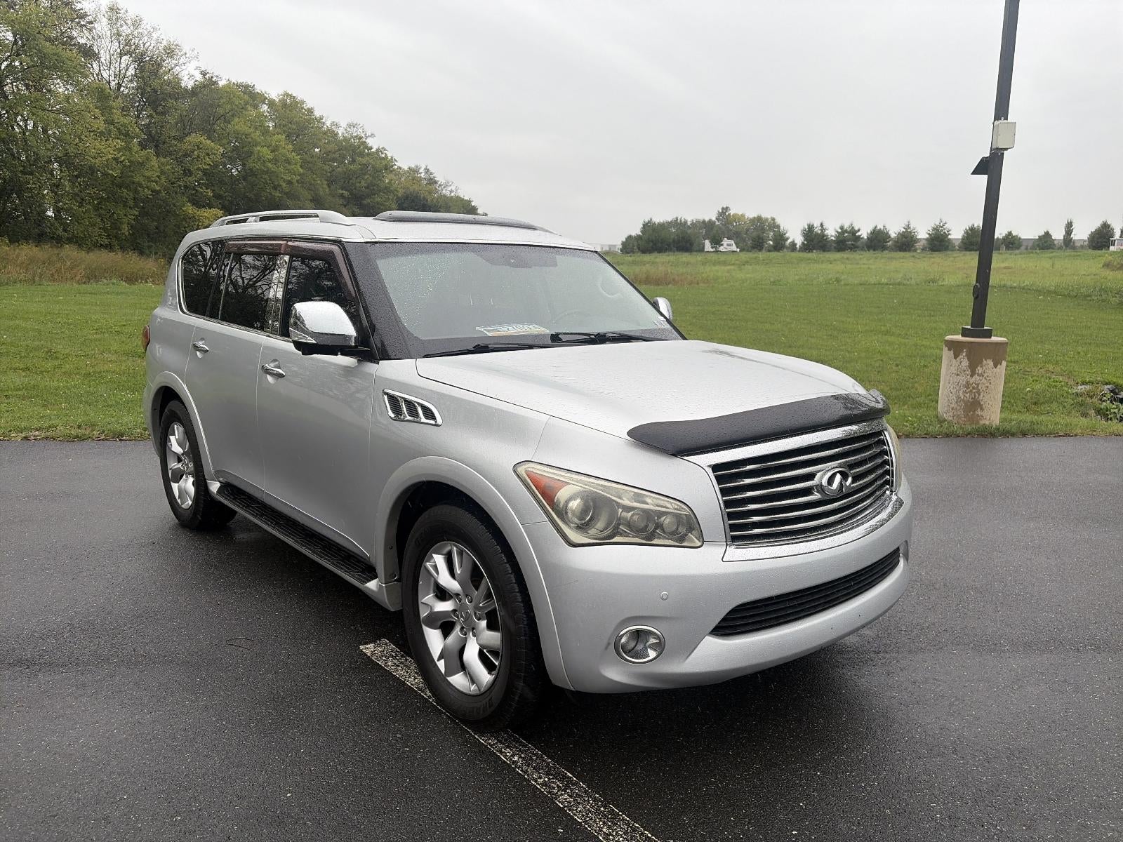 2012 INFINITI QX56 4WD 8-passenger
