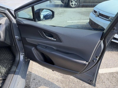 2026 Toyota Prius Limited AWD (Natl)