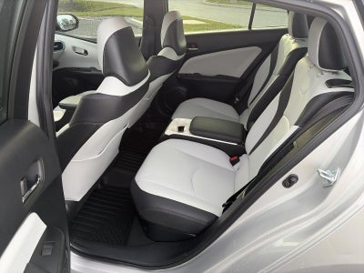 2019 Toyota Prius Prime Premium (Natl)