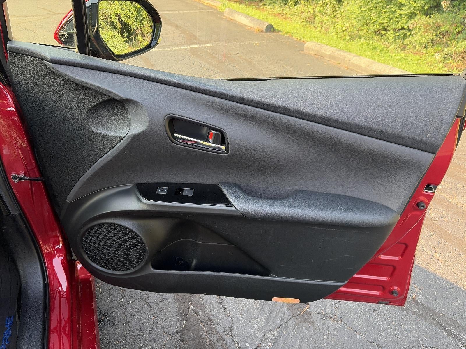 2019 Toyota Prius Prime Premium (Natl)
