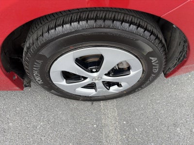 2015 Toyota Prius 5dr HB Four (Natl)
