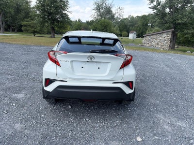 2018 Toyota C-HR XLE Premium FWD (Natl)