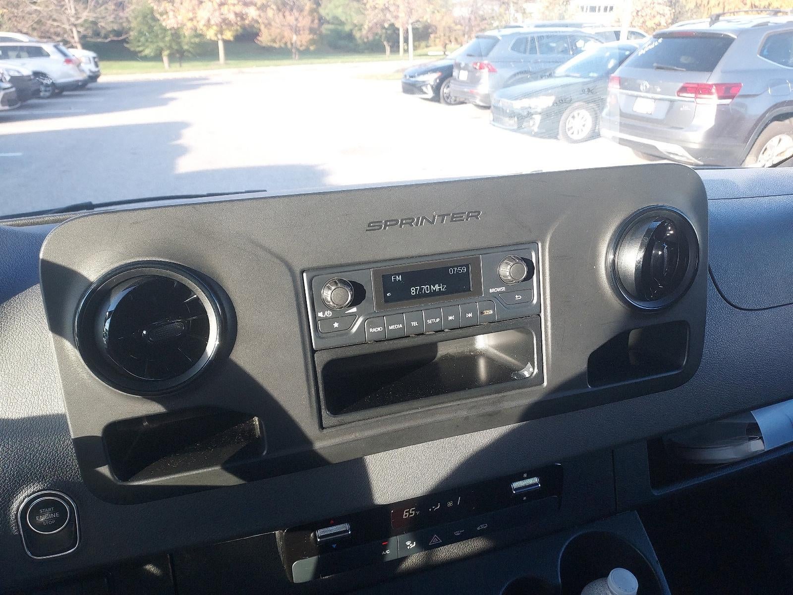 2021 Mercedes-Benz Sprinter Cargo Van 1500 Standard Roof I4 144" RWD