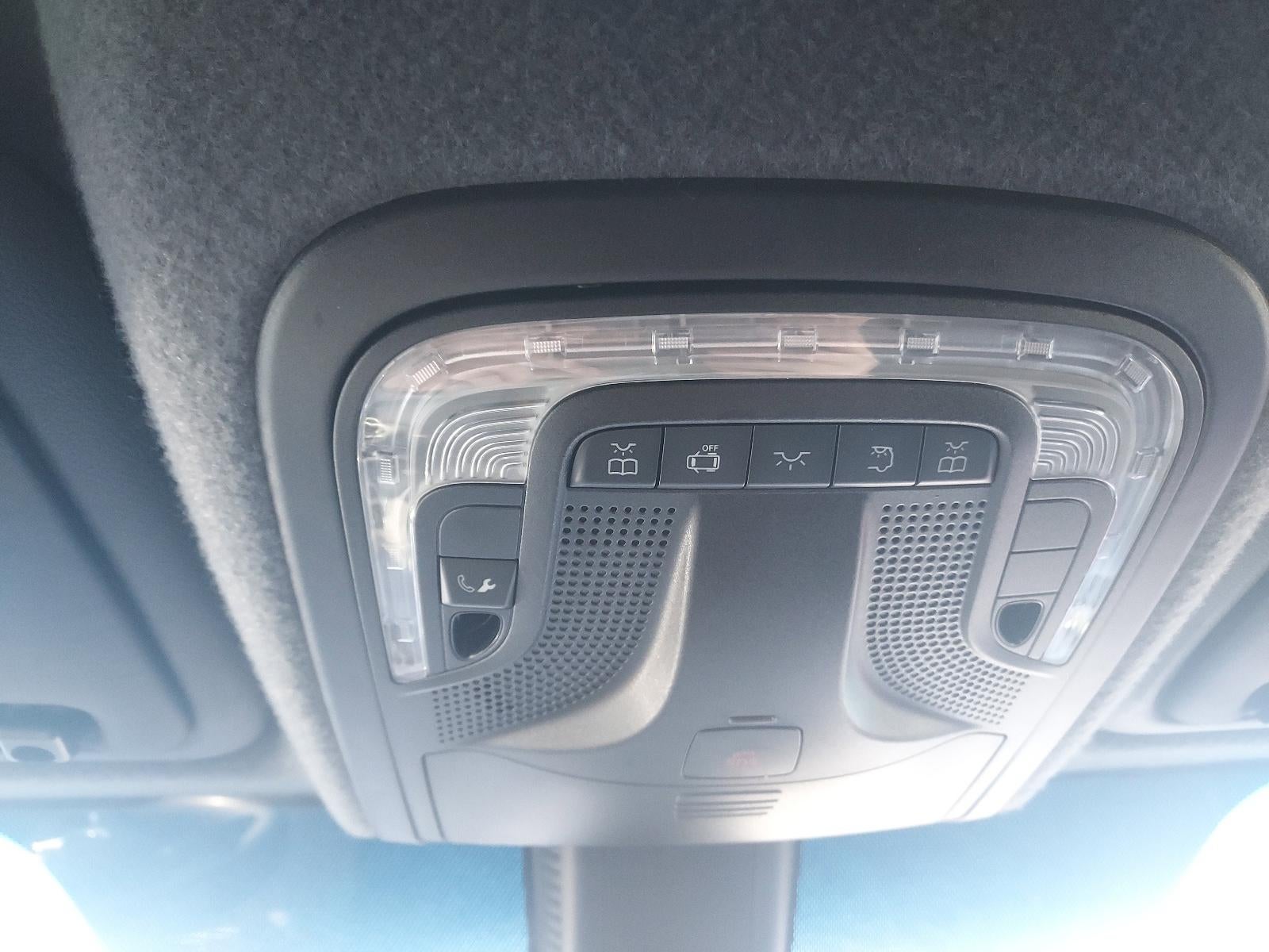 2021 Mercedes-Benz Sprinter Cargo Van 1500 Standard Roof I4 144" RWD