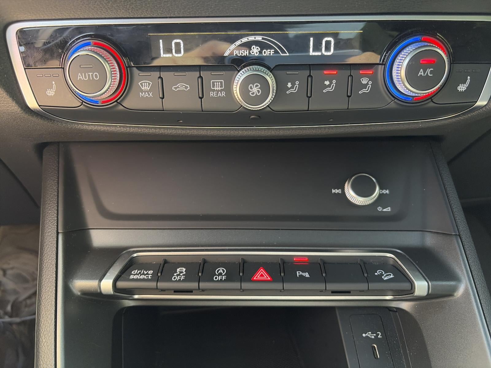 2022 Audi Q3 S line Premium Plus 45 TFSI quattro