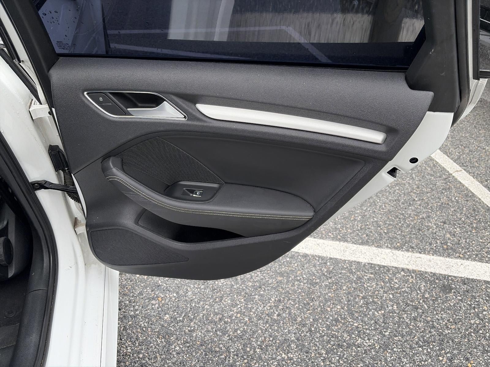 2016 Audi S3 4dr Sdn quattro Premium Plus