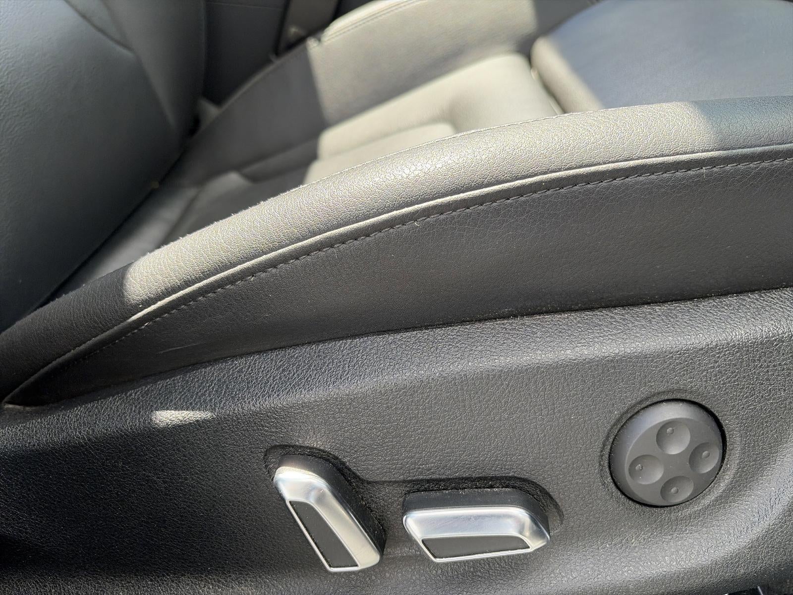 2014 Audi A4 4dr Sdn Man quattro 2.0T Premium Plus