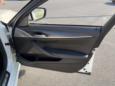 2023 BMW M550i xDrive Sedan