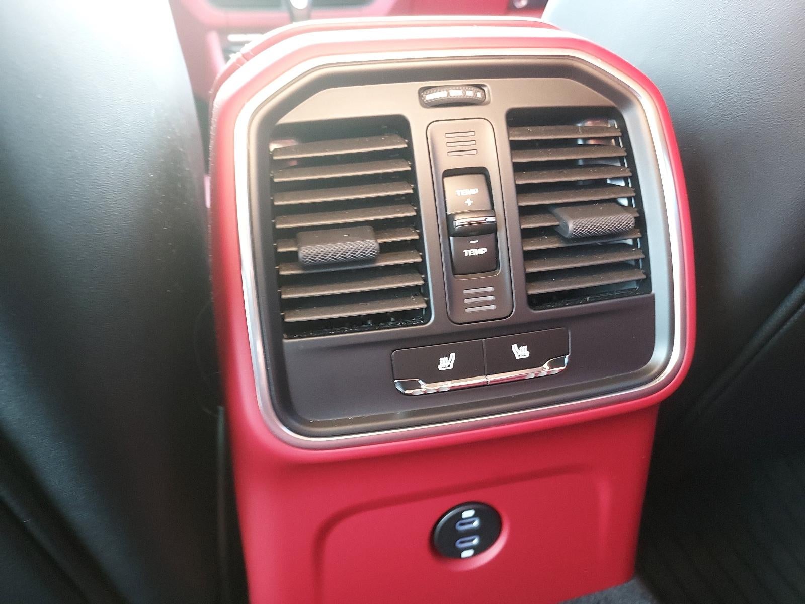 2025 Porsche Macan GTS AWD