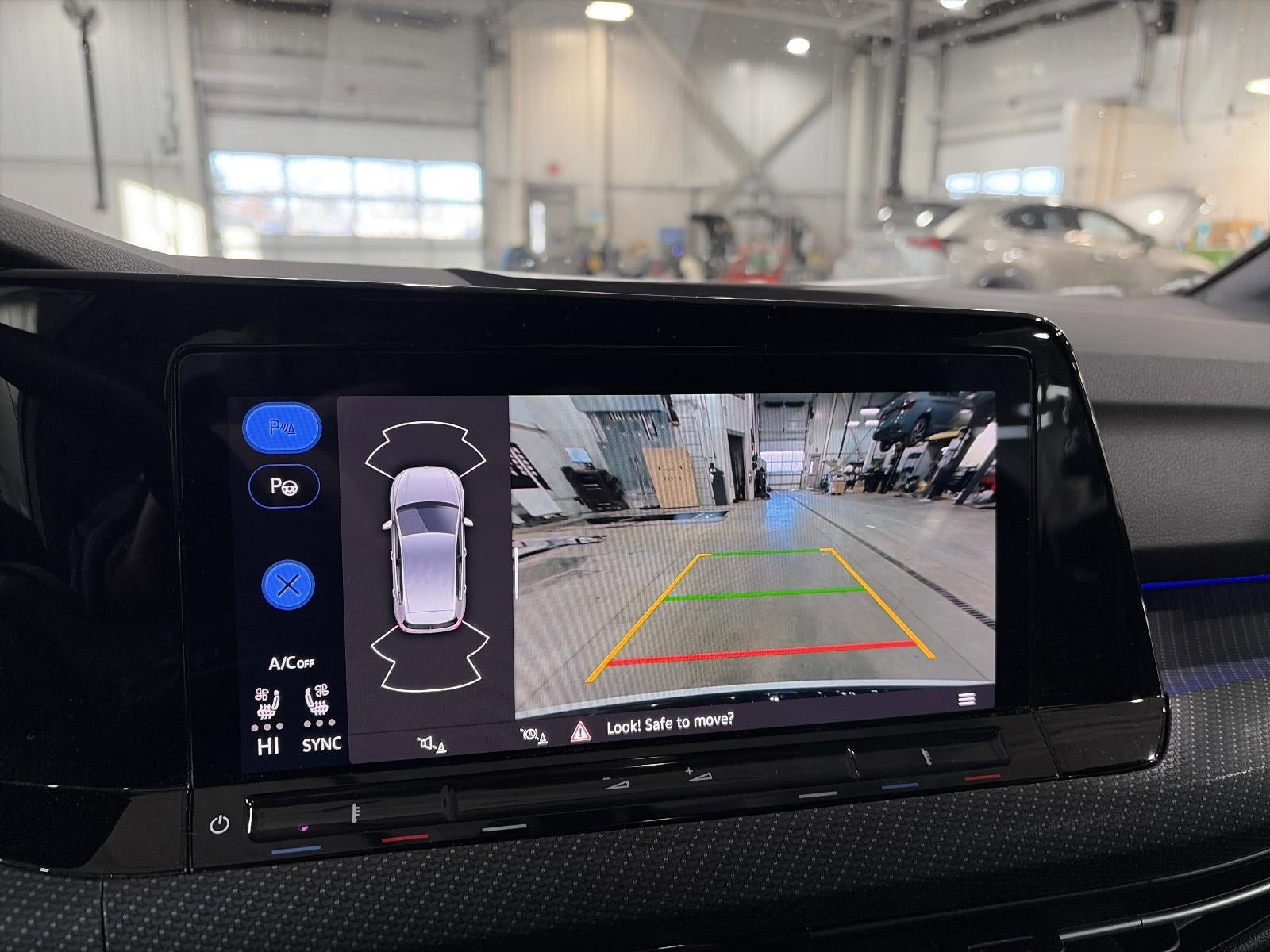 2024 Volkswagen Golf R 2.0T Manual