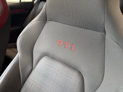 2023 Volkswagen Golf GTI 2.0T SE DSG
