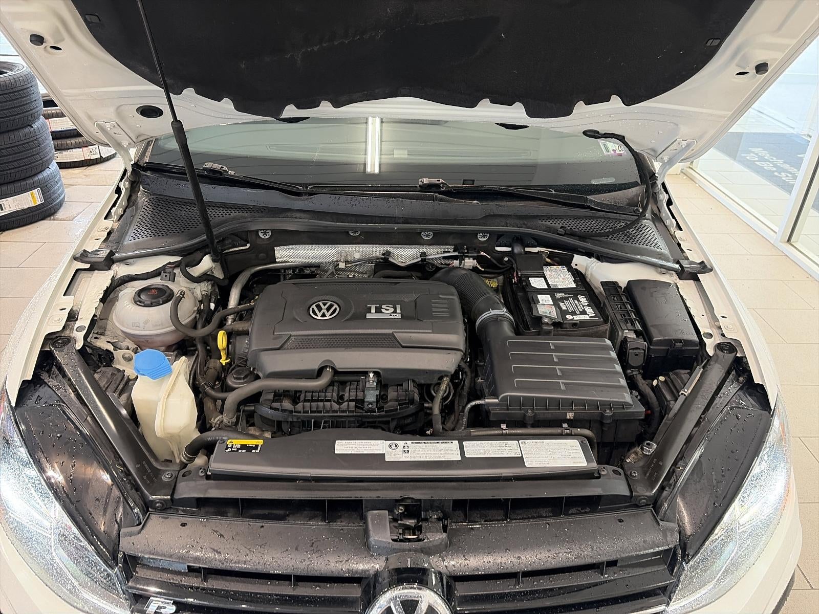 2018 Volkswagen Golf R 2.0T DSG w/DCC/Nav