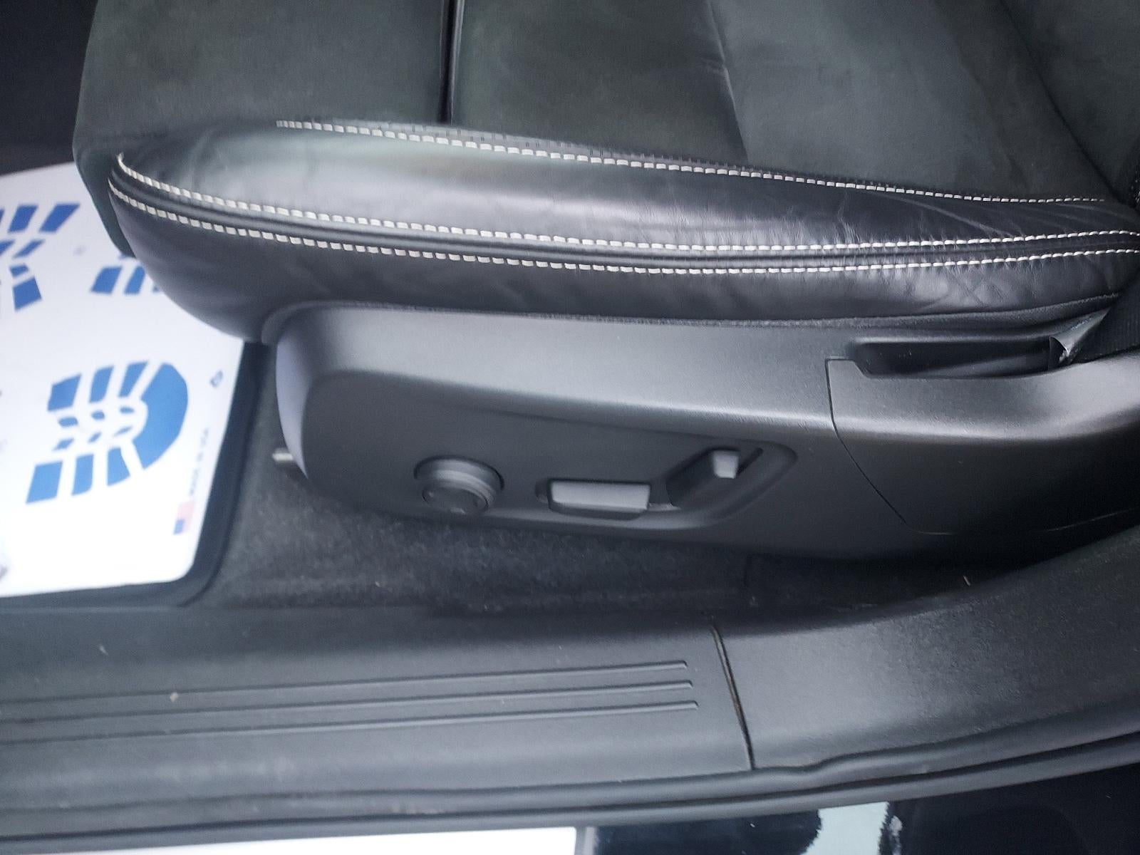 2021 Volvo XC40 Recharge P8 eAWD Pure Electric