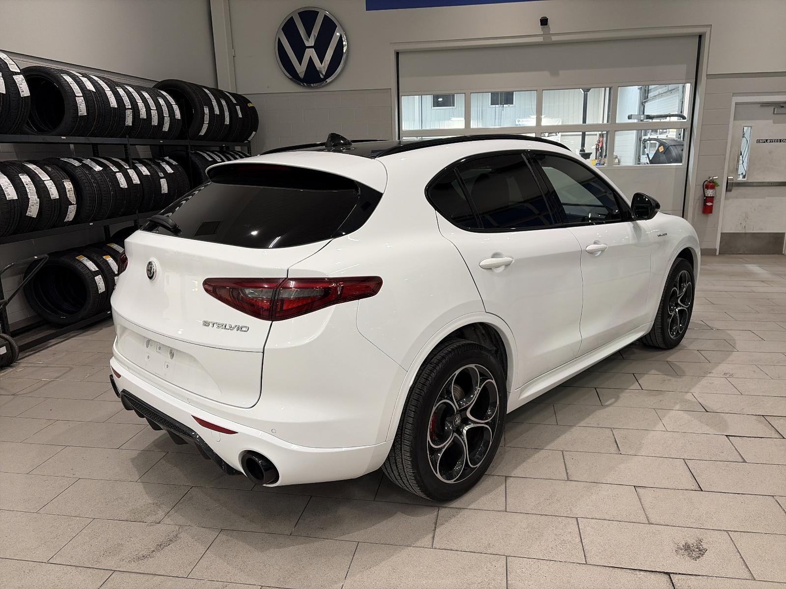 2023 Alfa Romeo Stelvio Veloce AWD