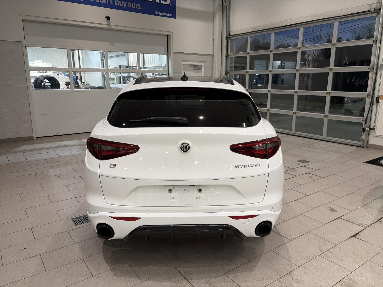 2023 Alfa Romeo Stelvio Veloce AWD