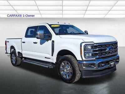 2023 Ford Super Duty F-250 SRW LARIAT 4WD Crew Cab 6.75' Box