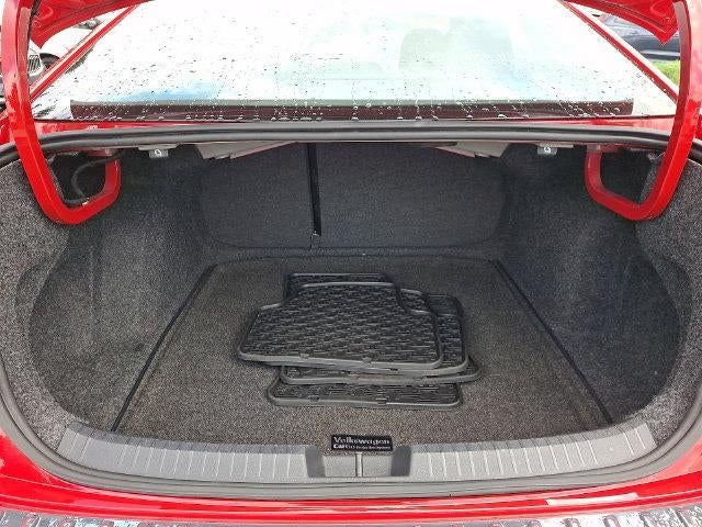 2019 Volkswagen Jetta R-Line Auto w/SULEV
