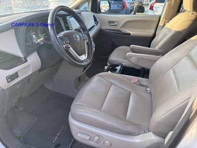 2019 Toyota Sienna XLE Premium FWD 8-Passenger (Natl)