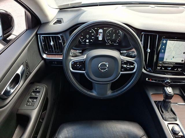 2021 Volvo S60 T5 AWD Momentum