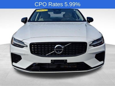 2025 Volvo S60 Plug-In Hybrid T8 AWD Plus