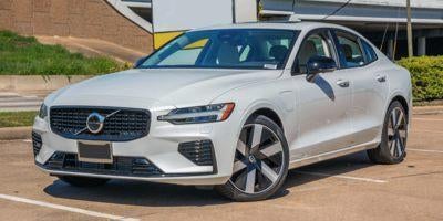 2023 Volvo S60 Recharge Plug-In Hybrid T8 eAWD PHEV Plus Dark Theme