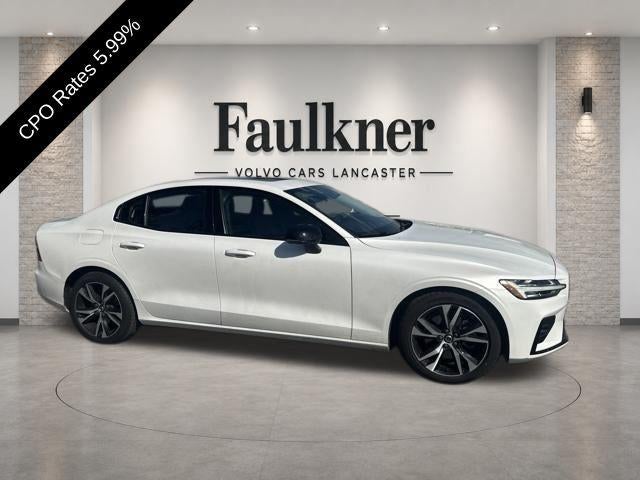 2024 Volvo S60 B5 FWD Core Dark Theme