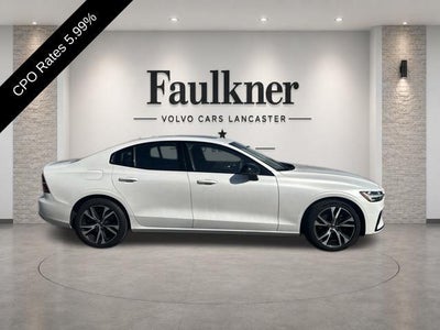 2024 Volvo S60 B5 FWD Core Dark Theme
