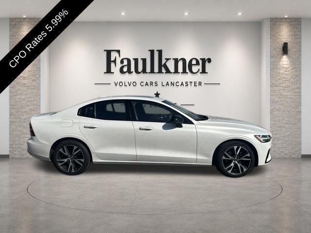 2024 Volvo S60 B5 FWD Core Dark Theme