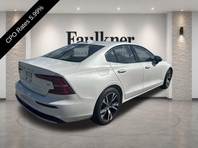 2024 Volvo S60 B5 FWD Core Dark Theme