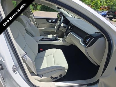 2025 Volvo S60 B5 AWD Plus