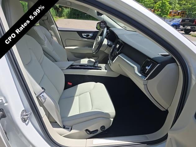 2025 Volvo S60 B5 AWD Plus