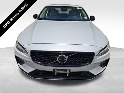 2025 Volvo S60 B5 AWD Plus